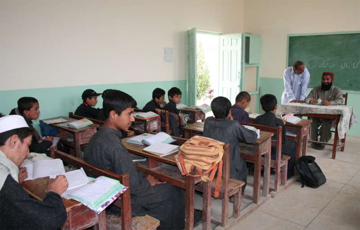 Public schools deprived of basic facilities & teaching staff