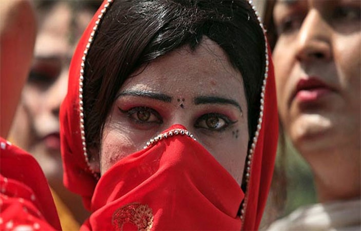 AIOU initiate educational programmes for transgender community 