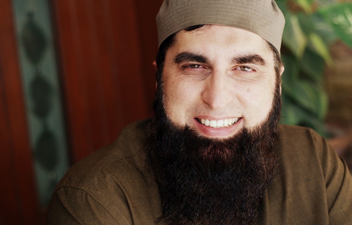 Pakistan mourns over Junaid Jamshed and 47 others dead in PIA plane crash