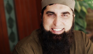 Pakistan mourns over Junaid Jamshed and 47 others dead in PIA plane crash