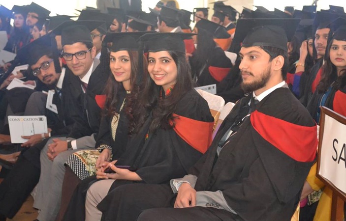412 graduates awarded degree by BNU