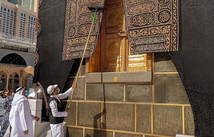 On the First of Muharram, The Cover of the Kaaba will be Changed.