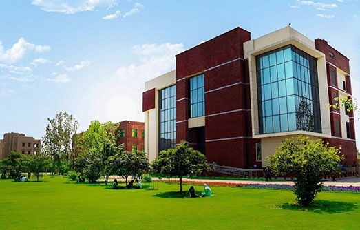 Apply Now - SZABIST Hyderabad Campus Announces Fall 2023 Admissions for Various Bachelor’s and Master’s Programs