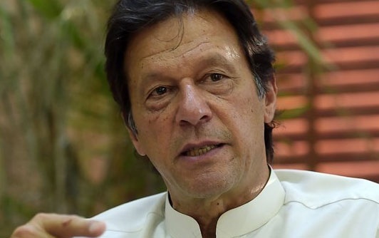 عمران خان کا پولی کلینک کا اچانک دورہ